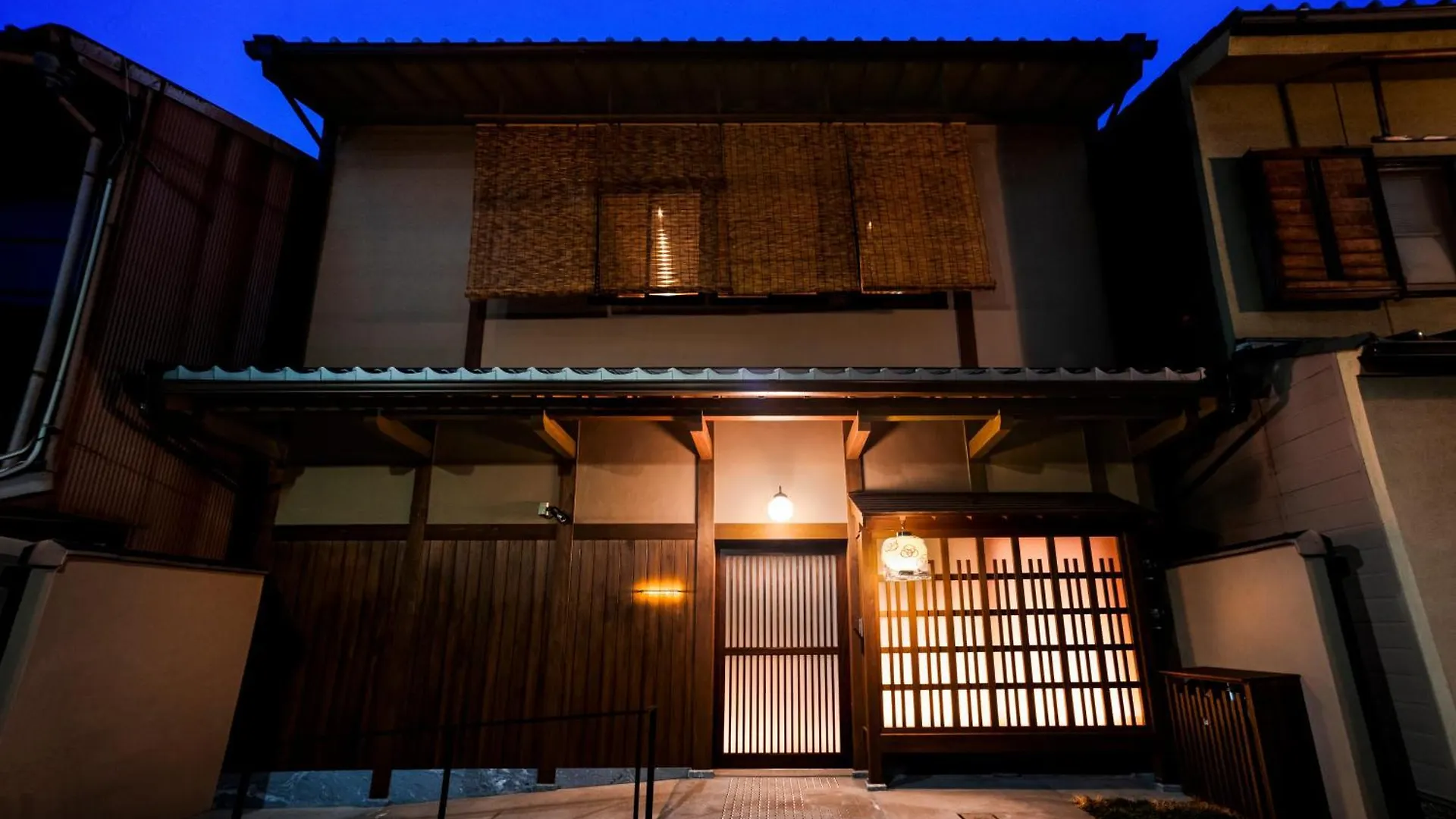 Rinn Kyoto Miyagawasuji Hitotose Aki Japan